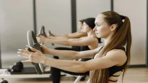 Améliorer les services Pilates avec une évaluation posturale